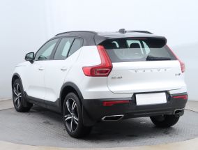 Volvo XC40 - 2019