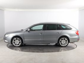 Skoda Superb - 2011