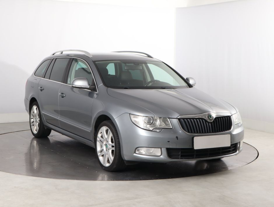 Skoda Superb - 2011