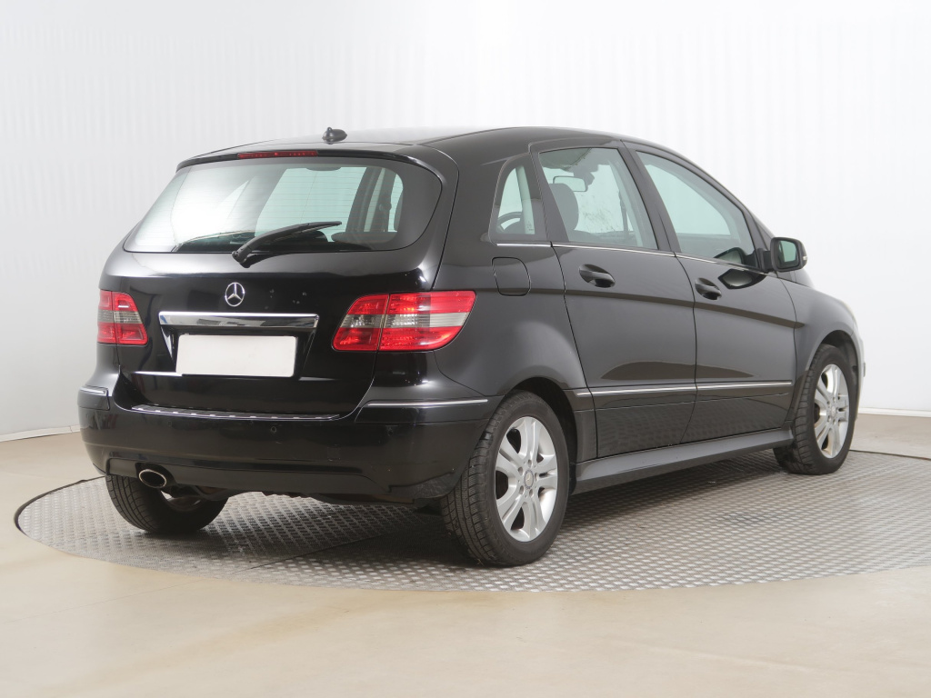 Mercedes-Benz B