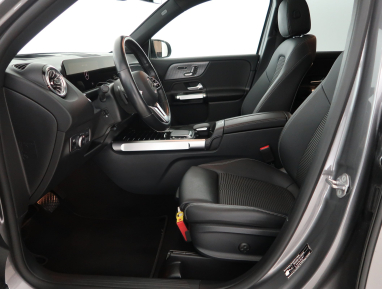 Mercedes-Benz GLB - 2023