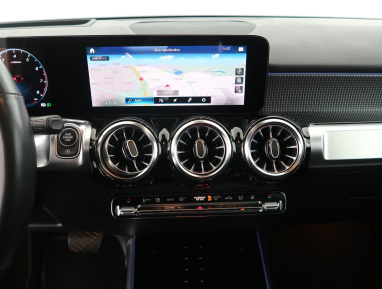 Mercedes-Benz GLB - 2023