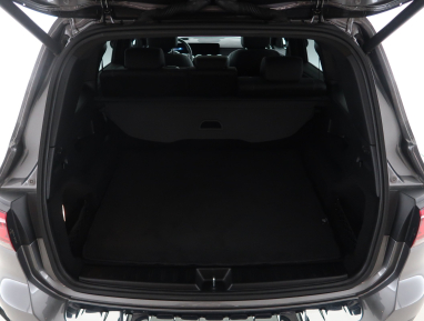 Mercedes-Benz GLB - 2023