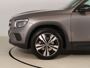 Mercedes-Benz GLB - 2023