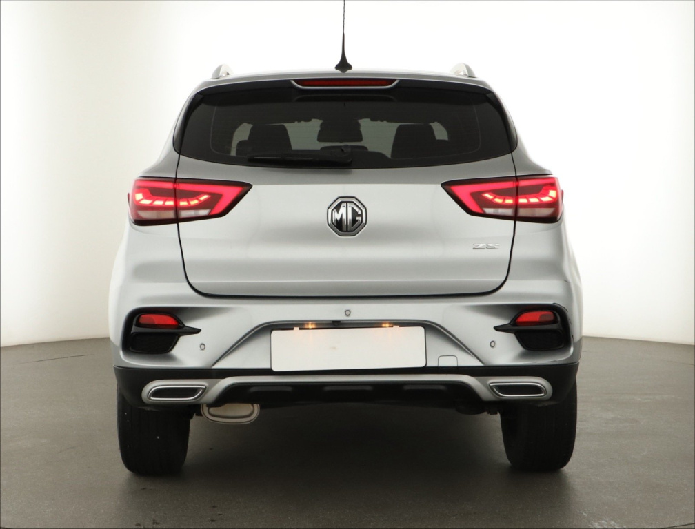 MG ZS SUV