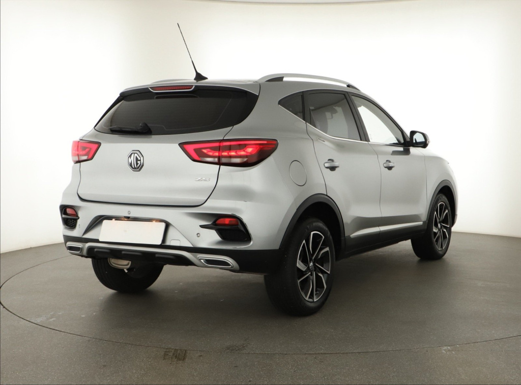 MG ZS SUV
