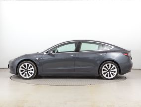 Tesla Model 3 - 2020
