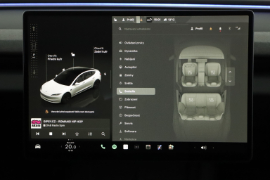 Tesla Model 3 - 2024