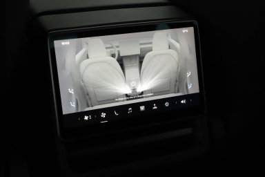 Tesla Model 3 - 2024