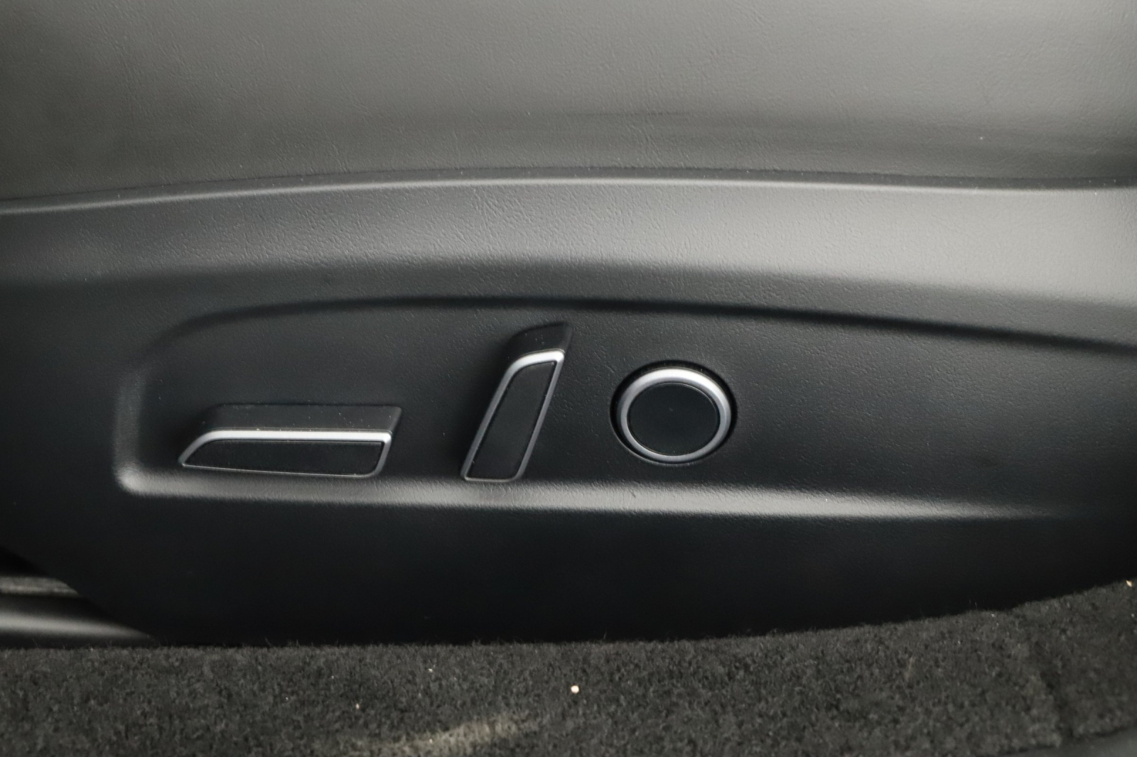 Tesla Model 3 - 2024