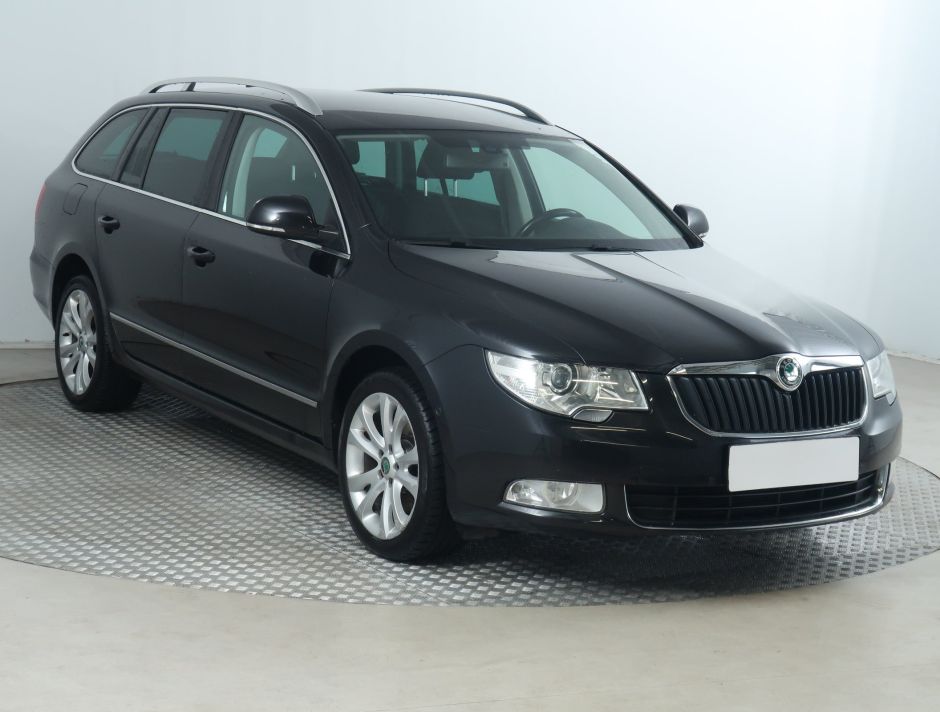 Skoda Superb - 2012