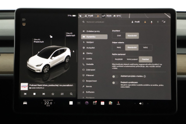 Tesla Model Y - 2022