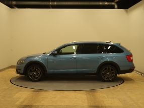 Skoda Octavia Scout - 2016