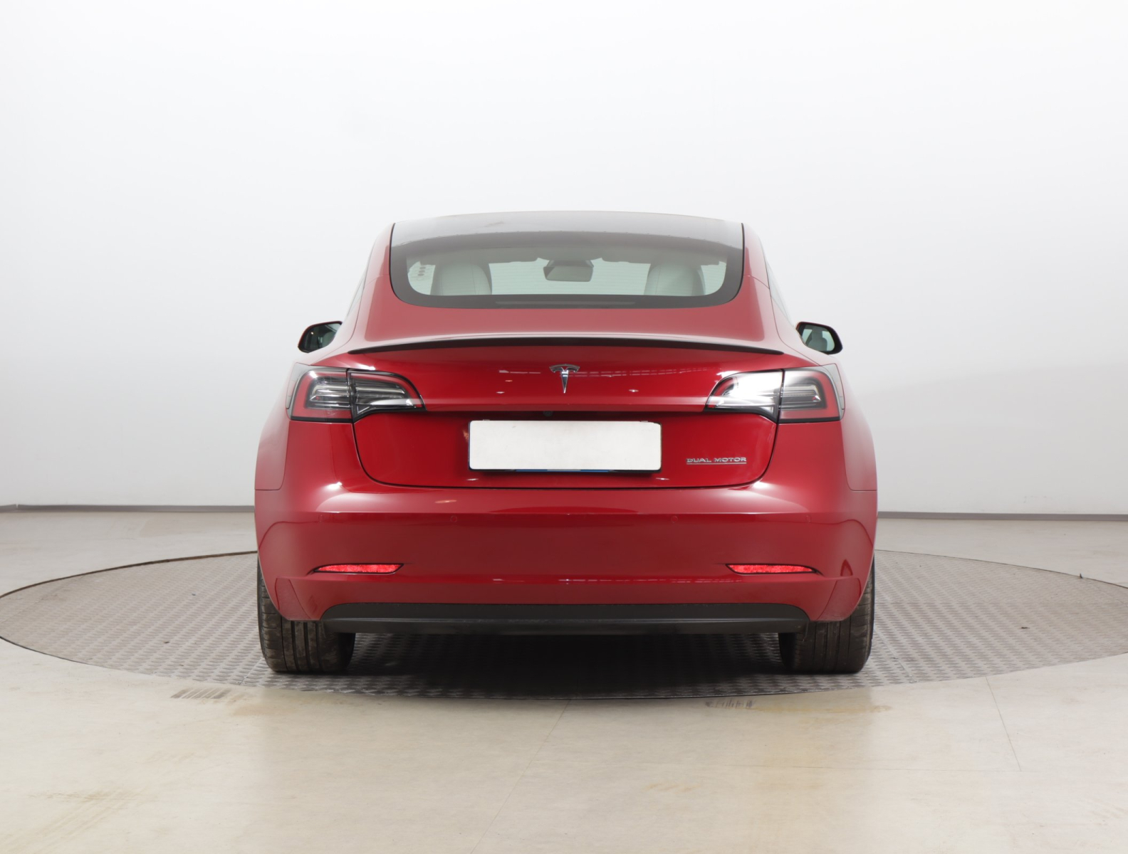 Tesla Model 3 - 2021