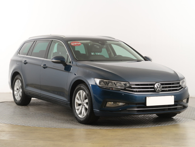 Volkswagen Passat 2022