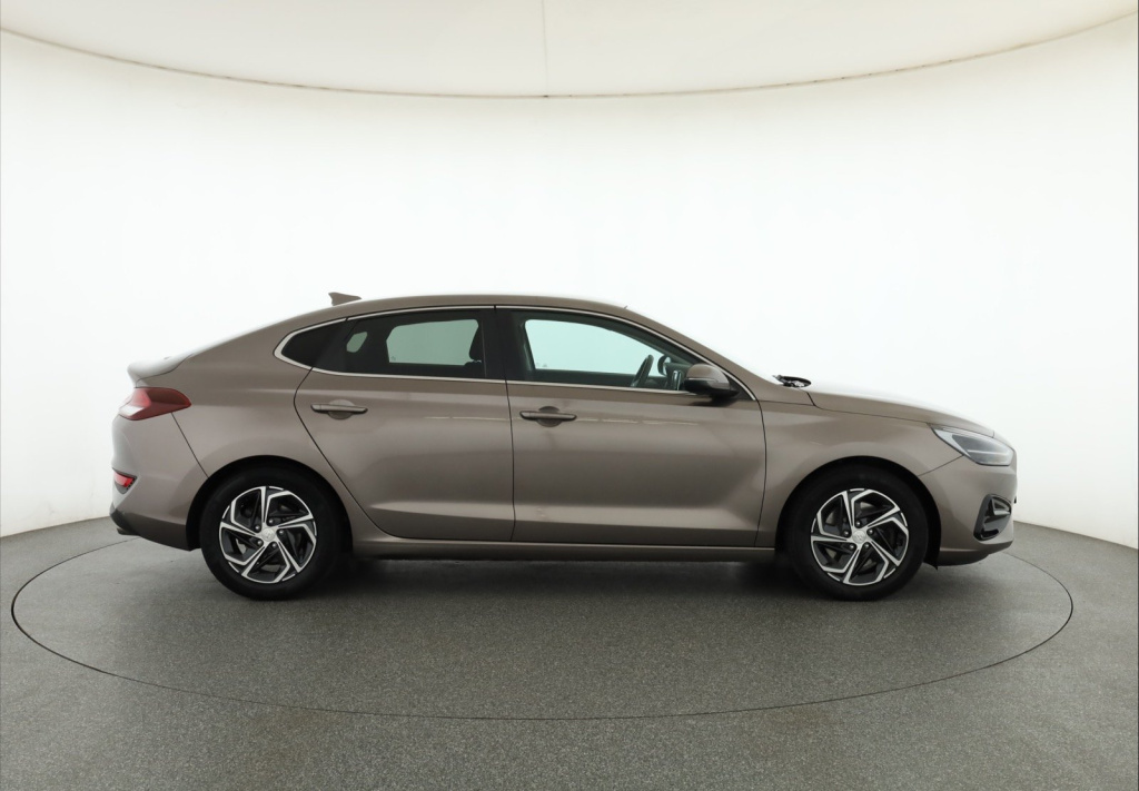 Hyundai i30 Fastback