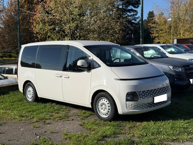 Hyundai Staria 2023