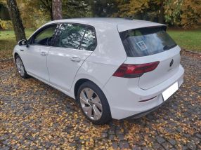 Volkswagen Golf - 2021