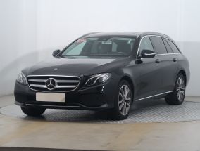 Mercedes-Benz E - 2016