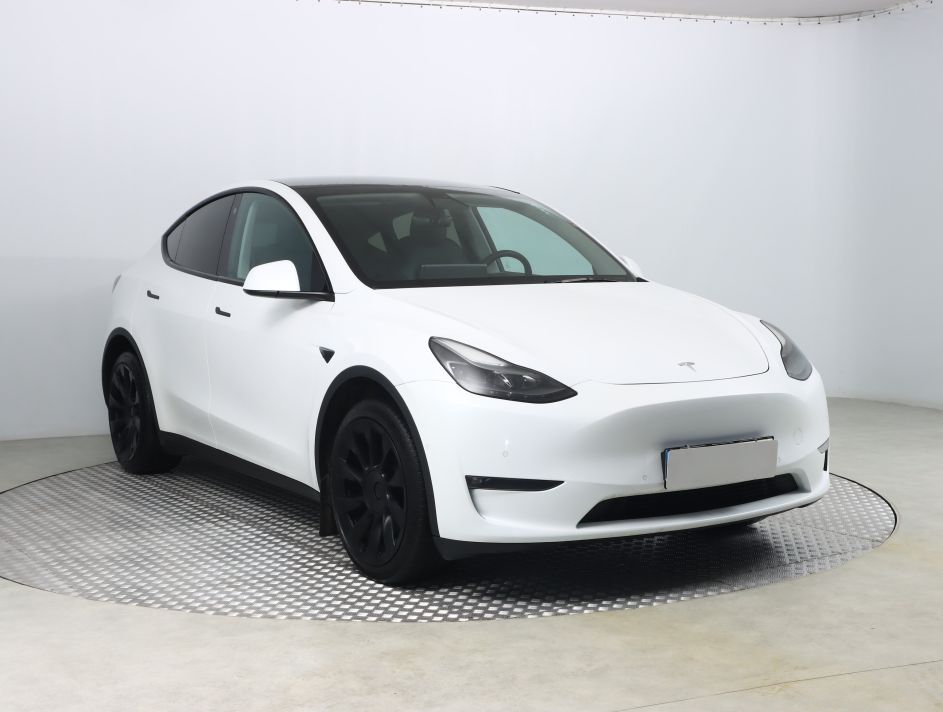 Tesla Model Y - 2022