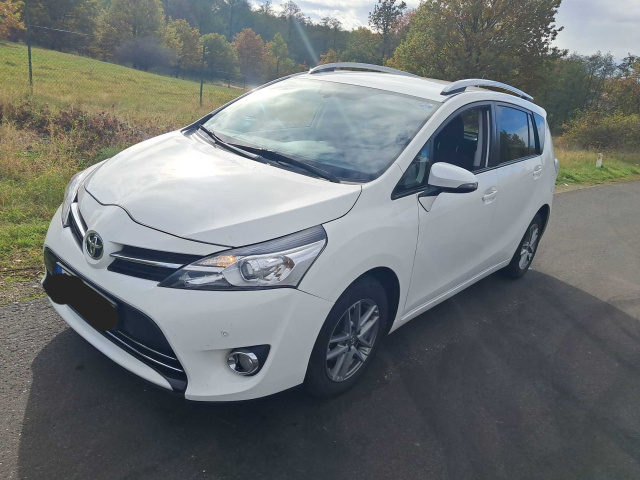 Toyota Verso 2015