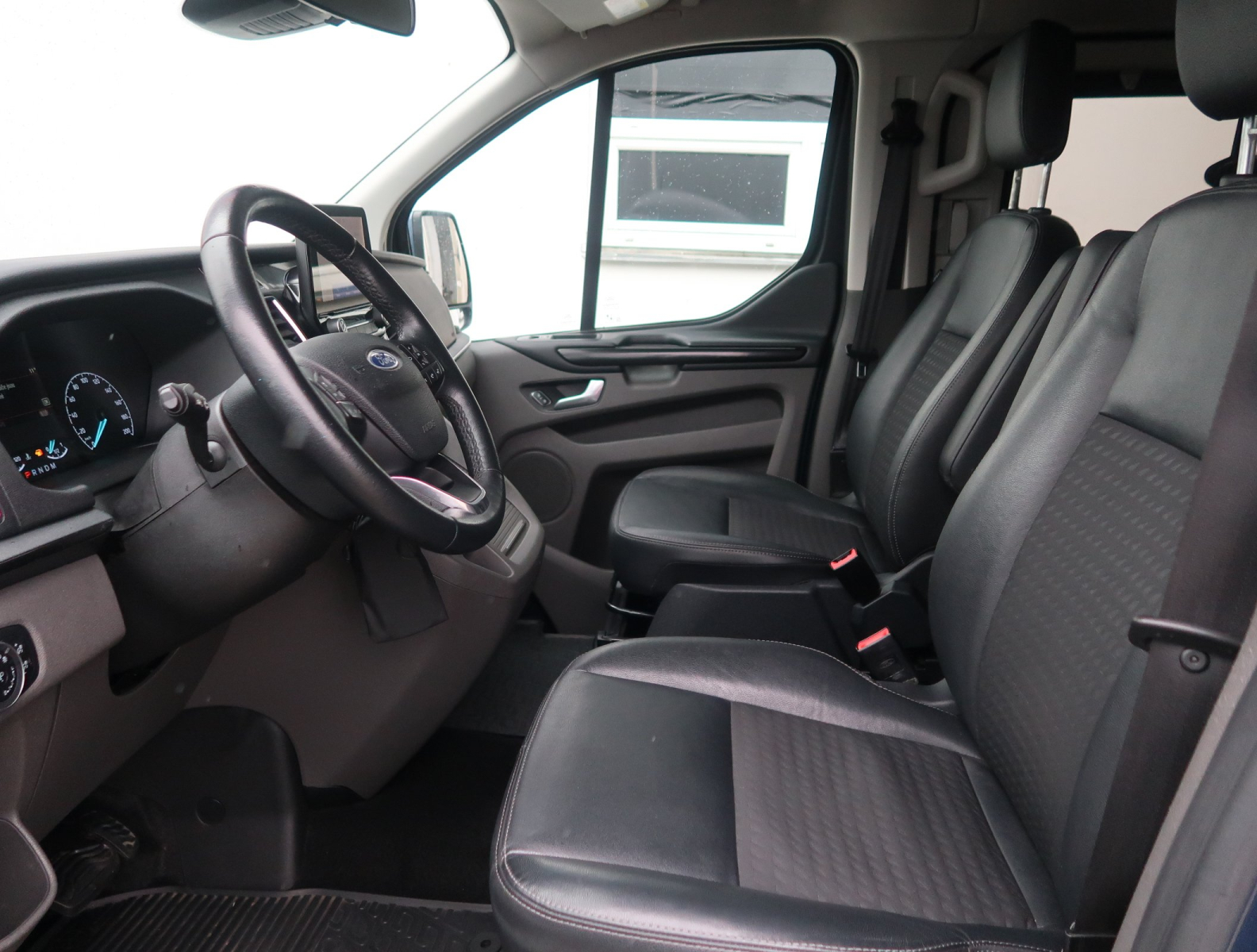 Ford Tourneo Custom - 2021