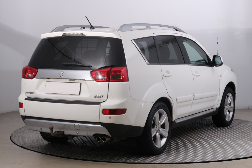 Peugeot 4007