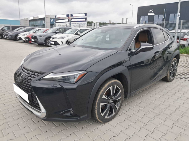 Lexus UX 2024