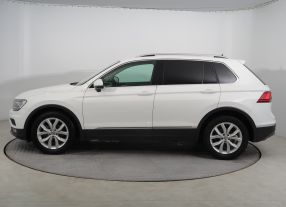 Volkswagen Tiguan - 2017