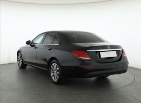 Mercedes-Benz E - 2017