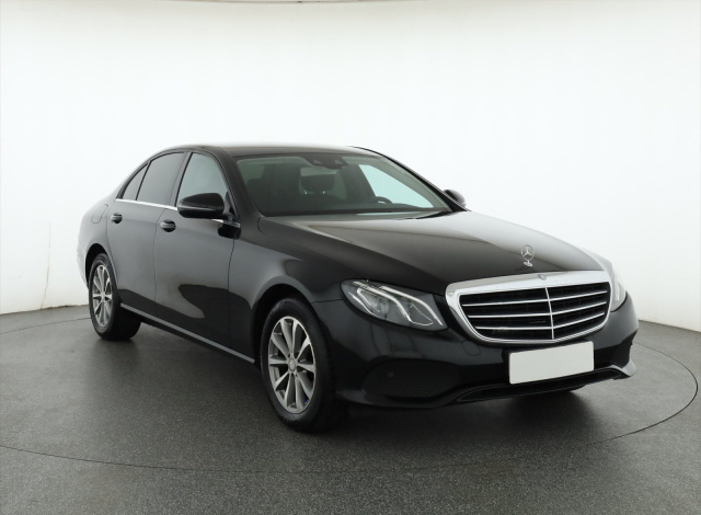 Mercedes-Benz E 2017