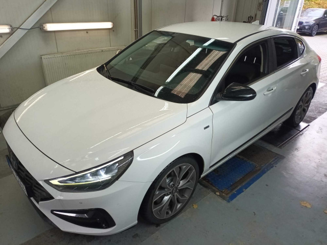 Hyundai i30 Fastback 2021