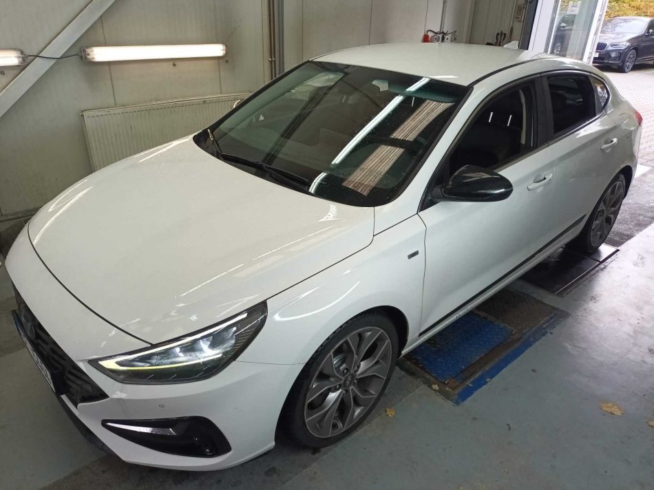 Hyundai i30 Fastback - 2021