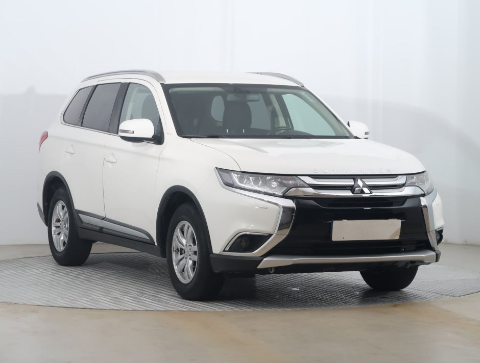 Mitsubishi Outlander - 2017