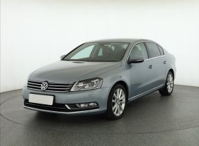 Volkswagen Passat - 2012