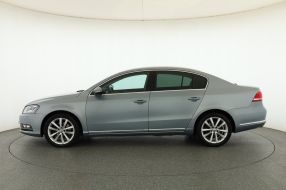 Volkswagen Passat - 2012