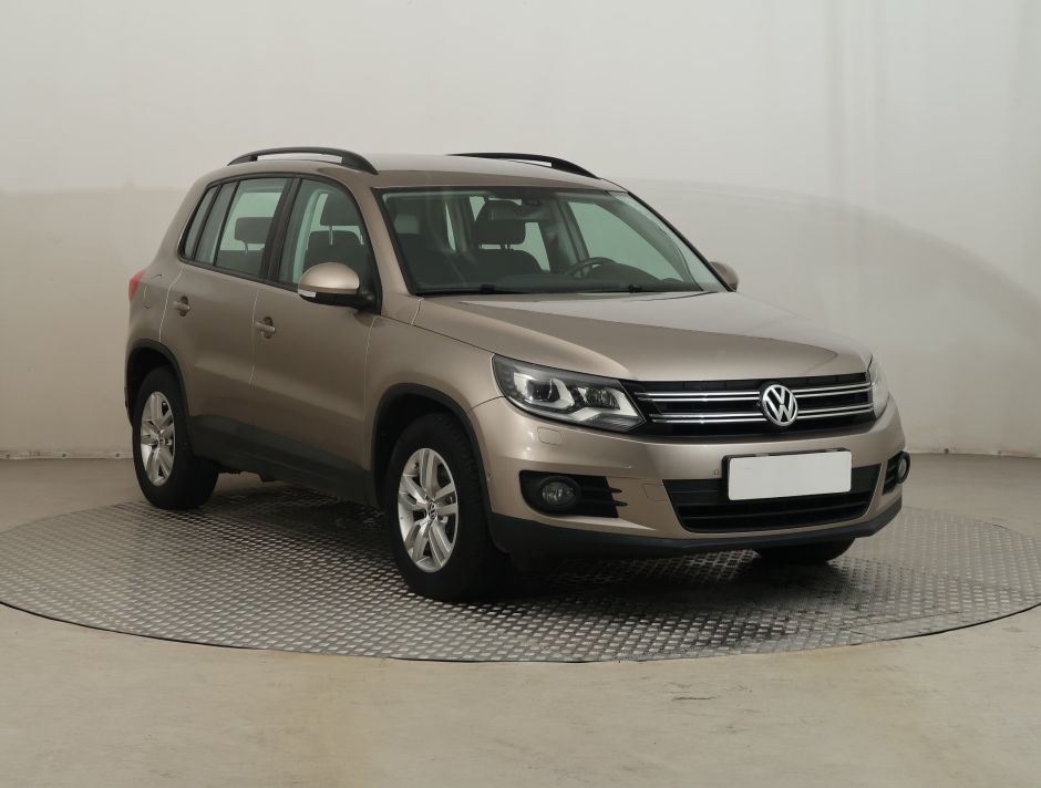 Volkswagen Tiguan - 2014