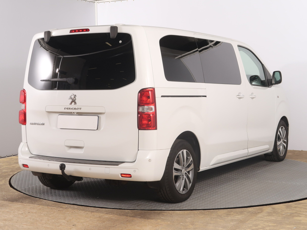 Peugeot Traveller