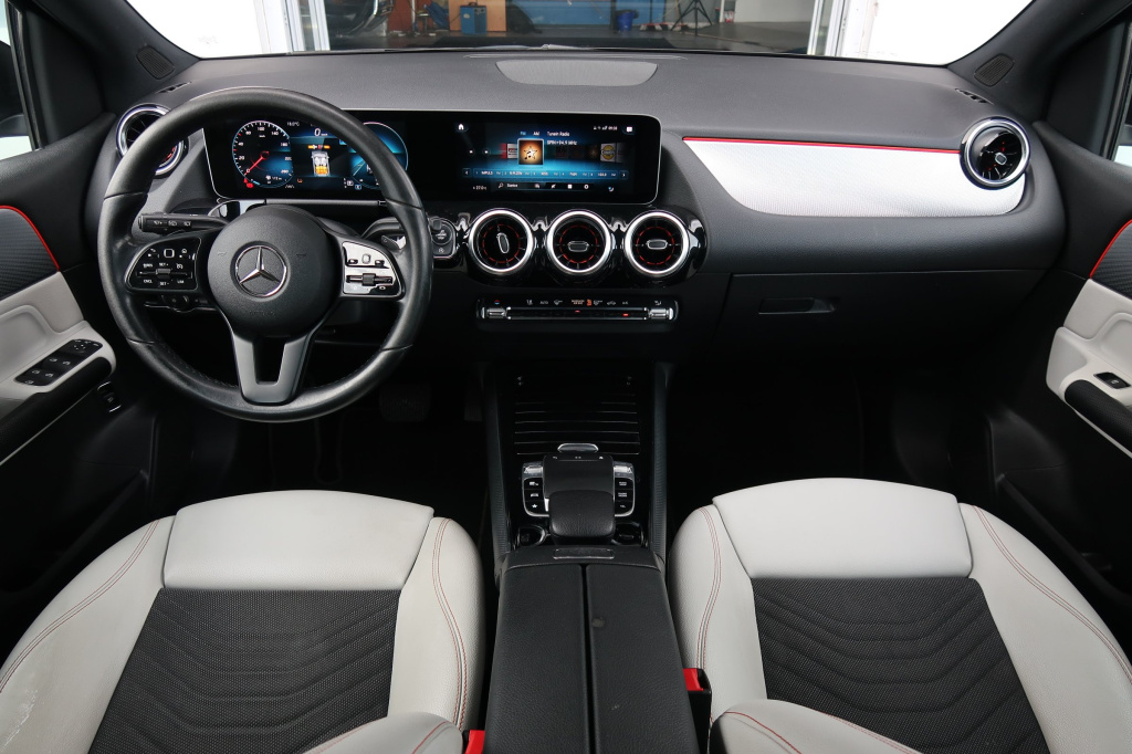 Mercedes-Benz B