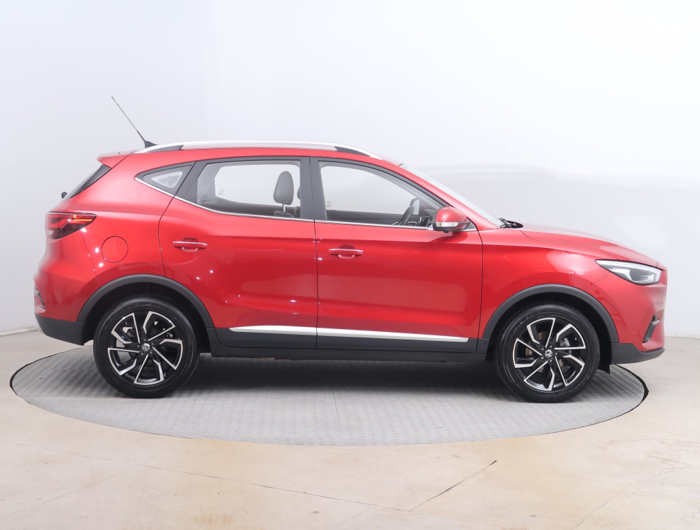 MG ZS SUV