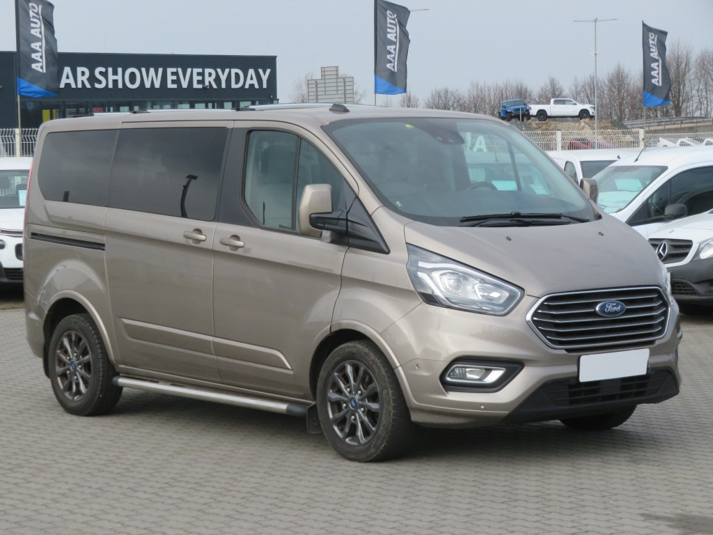 Ford Tourneo Custom
