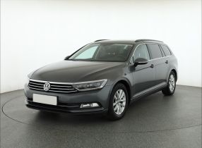 Volkswagen Passat - 2016