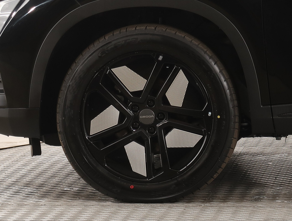 Omoda 5
