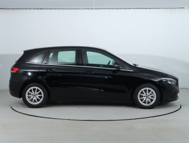 Mercedes-Benz B - 2022