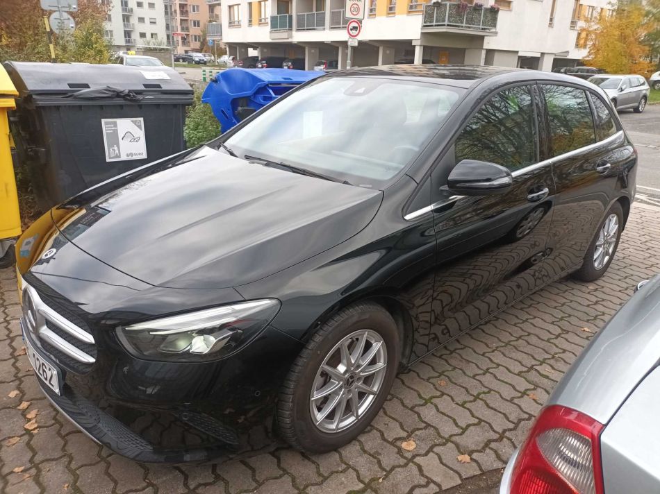 Mercedes-Benz B - 2022