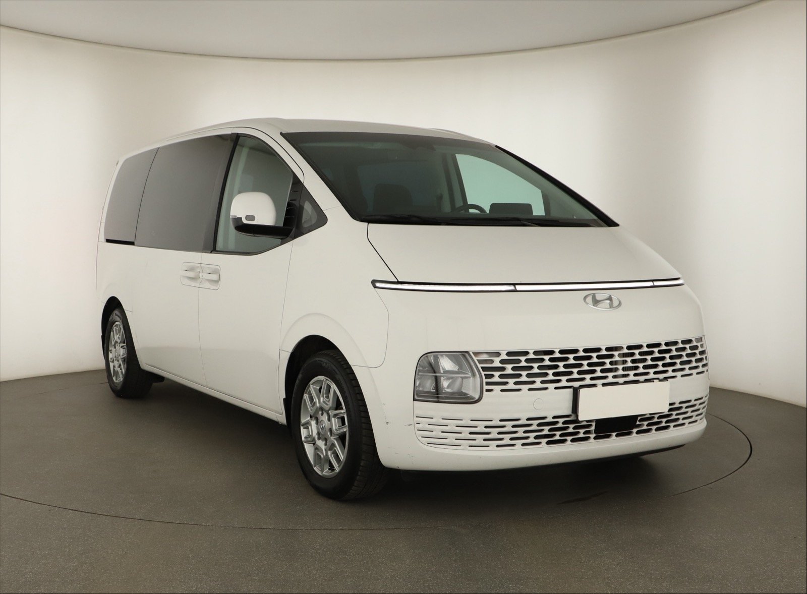 Hyundai Staria - 2023
