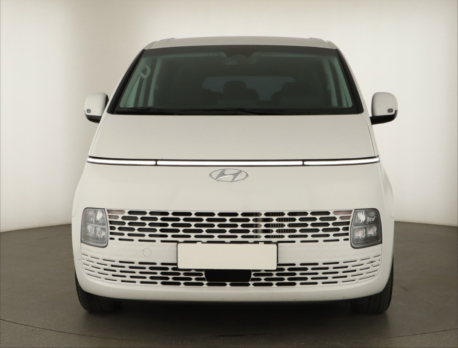 Hyundai Staria - 2023