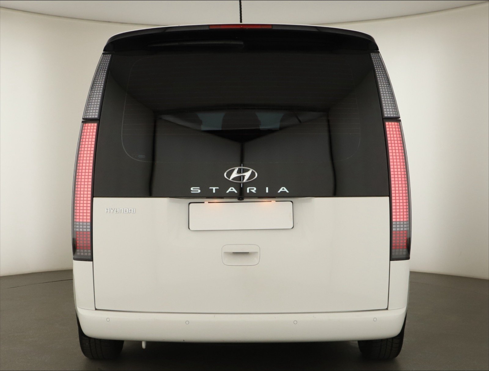 Hyundai Staria - 2023