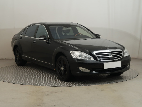 Mercedes-Benz S