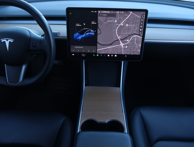 Tesla Model 3 Std Range Plus 52kWh